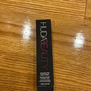 Huda Beauty Faux Filter Skin finish foundation stick. Shade Macaroon 230N
